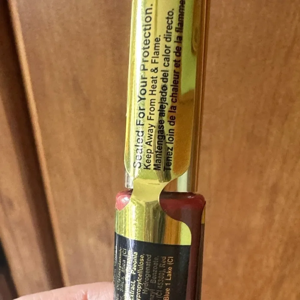LipSense Bold Pink Liquid Lip Color